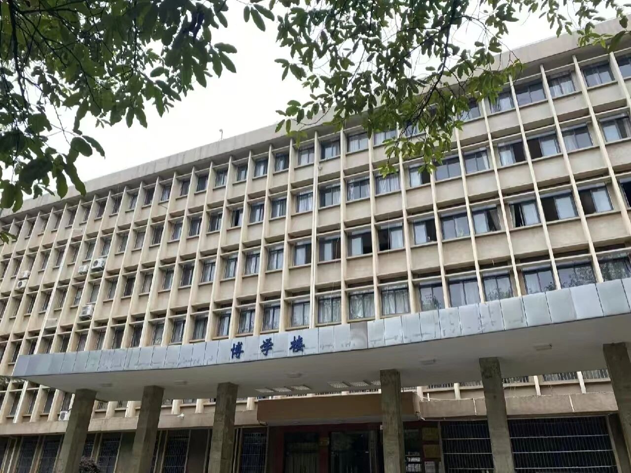 图四.jpg 图四.jpg