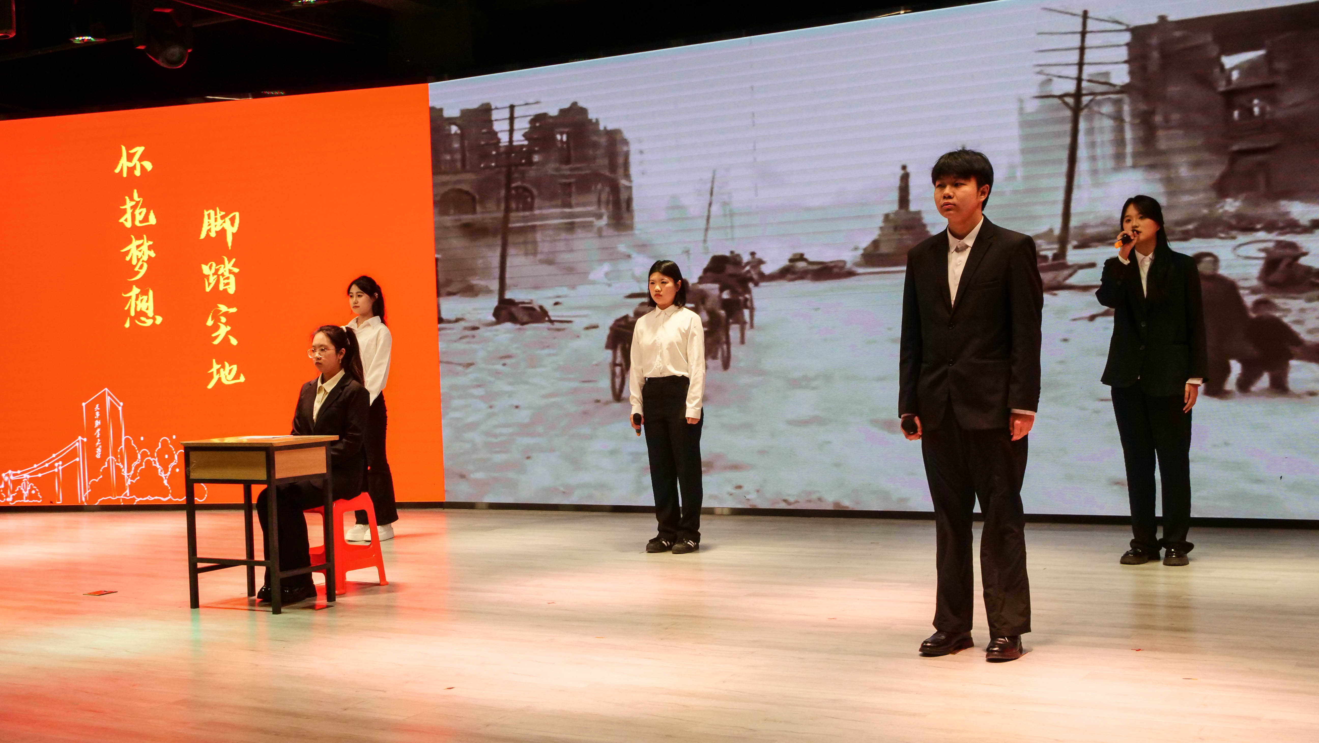 P1569856.jpg P1569856.jpg