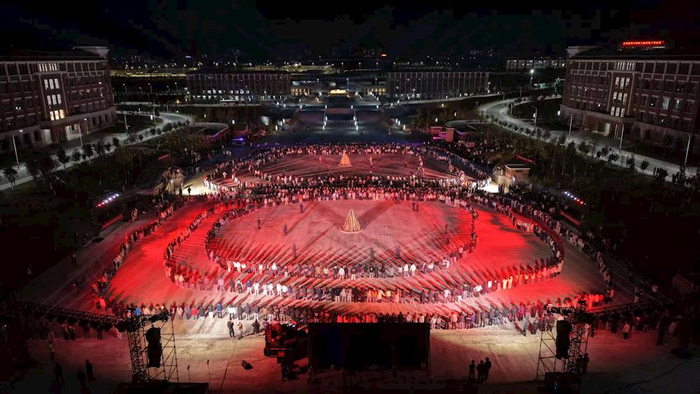 f82e7d1b6b054206b52e4ef8ee623819.JPG f82e7d1b6b054206b52e4ef8ee623819.JPG