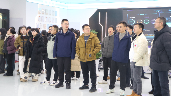 轻大“一站式”|深化产教融合 开展企业实践——学校组织开展2026年辅导员素质能力提升专题培训之辅导员下企