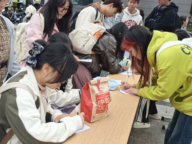 学业赋能增动力，同心共筑成长路——电气工程学部举办“一站式”学生社区校园学业主题系列活动