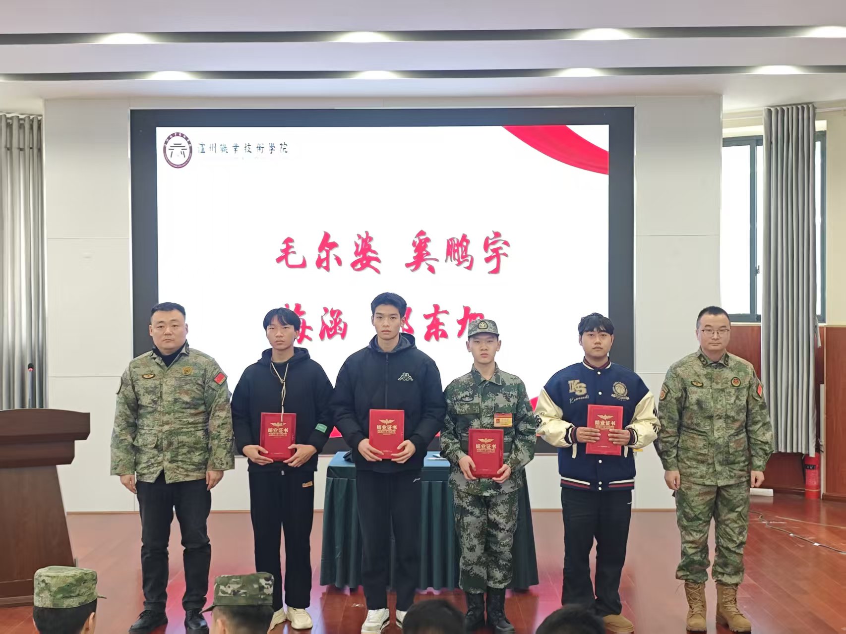 bd27ad095fa7498dfe8197195402e101.jpg bd27ad095fa7498dfe8197195402e101.jpg