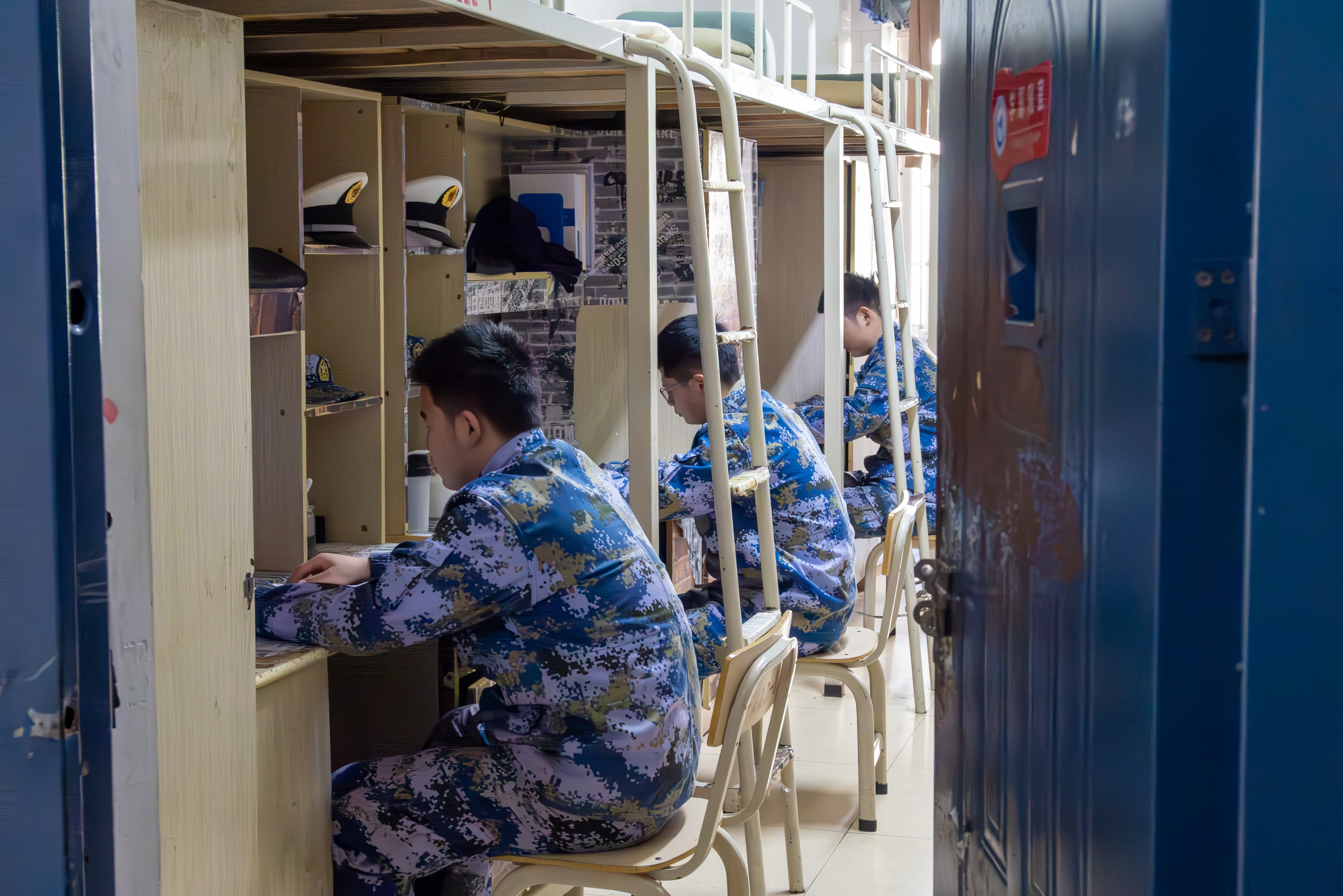 b1de9798b533b59b39adffa1eff3ddd0.jpg b1de9798b533b59b39adffa1eff3ddd0.jpg