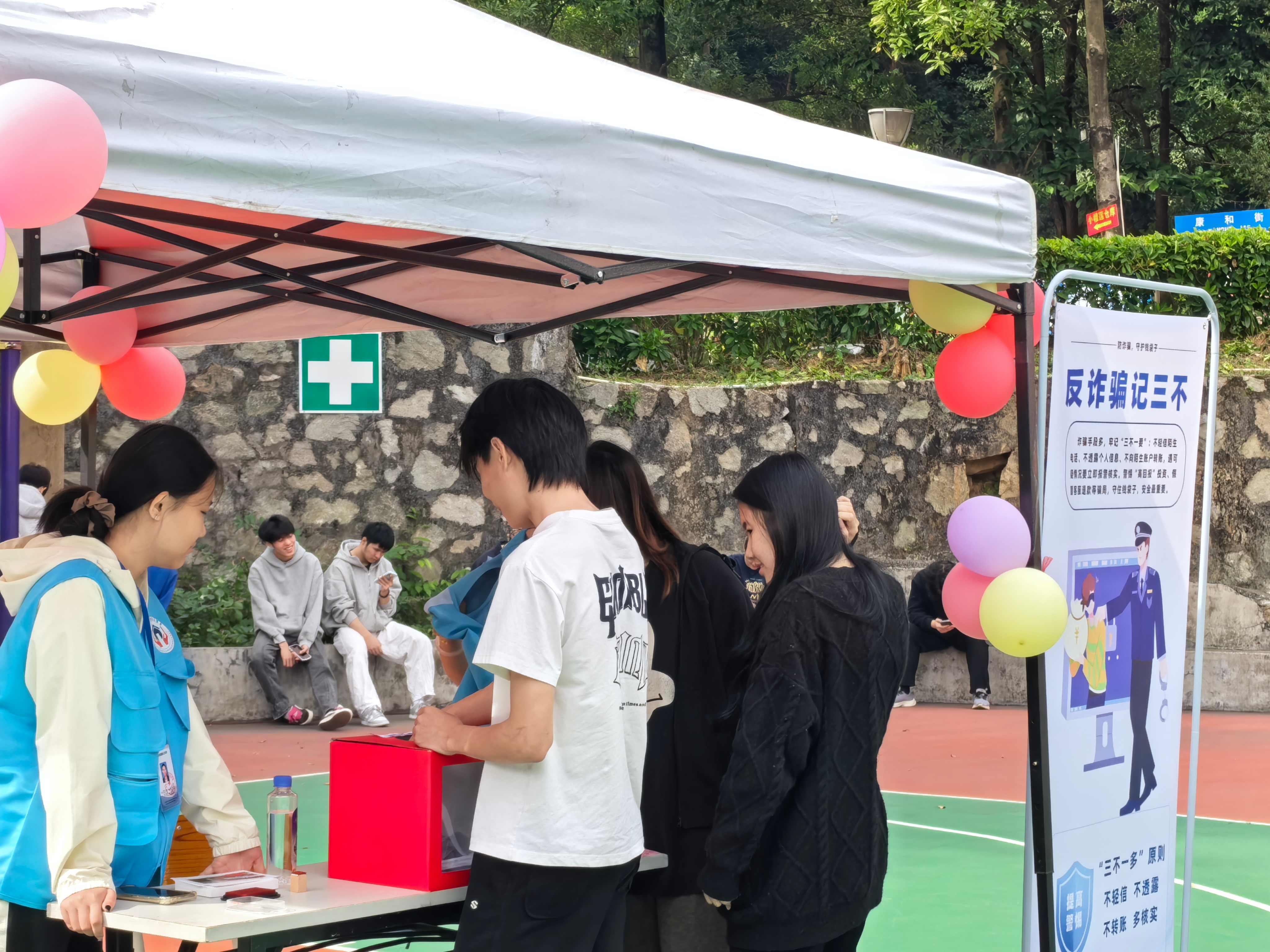 e88da0db18033bac6263e48e76d83ae.jpg e88da0db18033bac6263e48e76d83ae.jpg