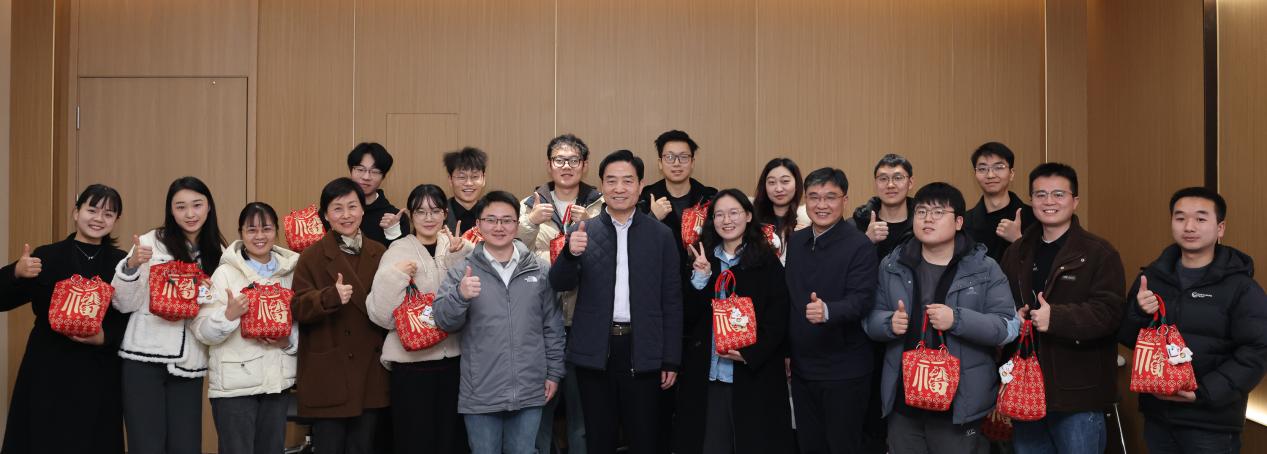 C2C6C442259D234A5E6090BB7EF_8C7510FC_1223B.jpg C2C6C442259D234A5E6090BB7EF_8C7510FC_1223B.jpg