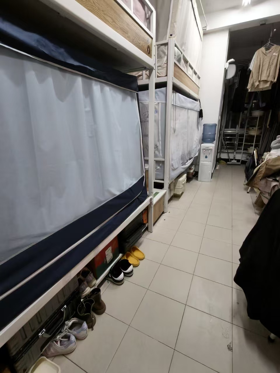 友嘉-含辉-6-221-寝室现状照片-文明&清廉寝室