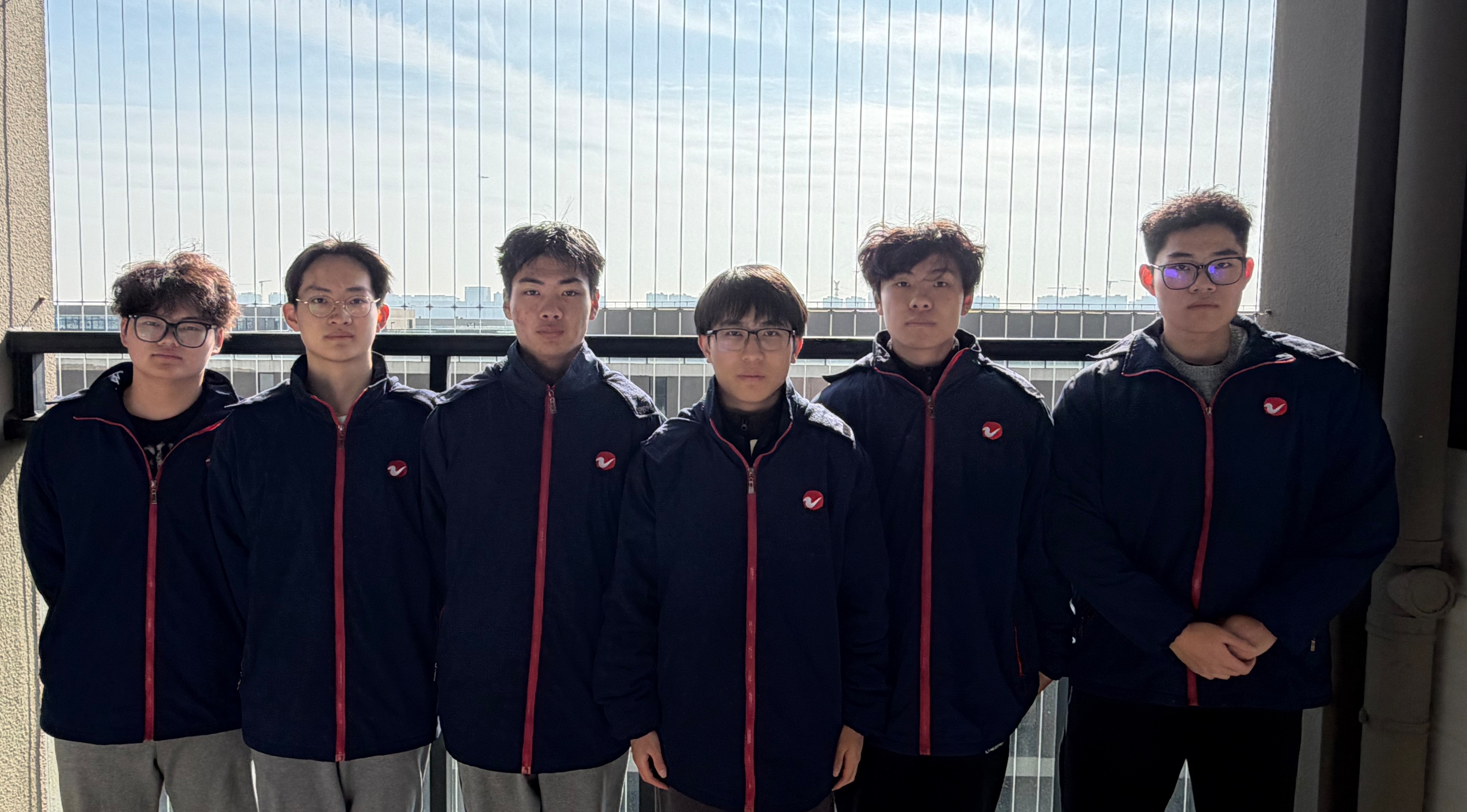 信工-中策钱塘-5-205-寝室成员合照2-文明寝室