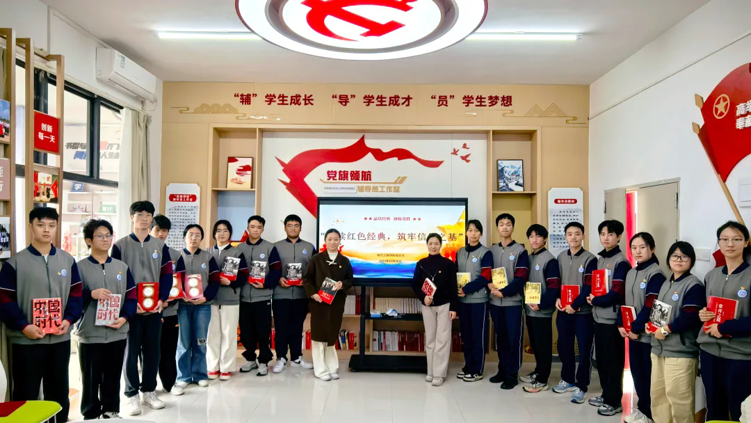 2.webp.png 2.webp.png