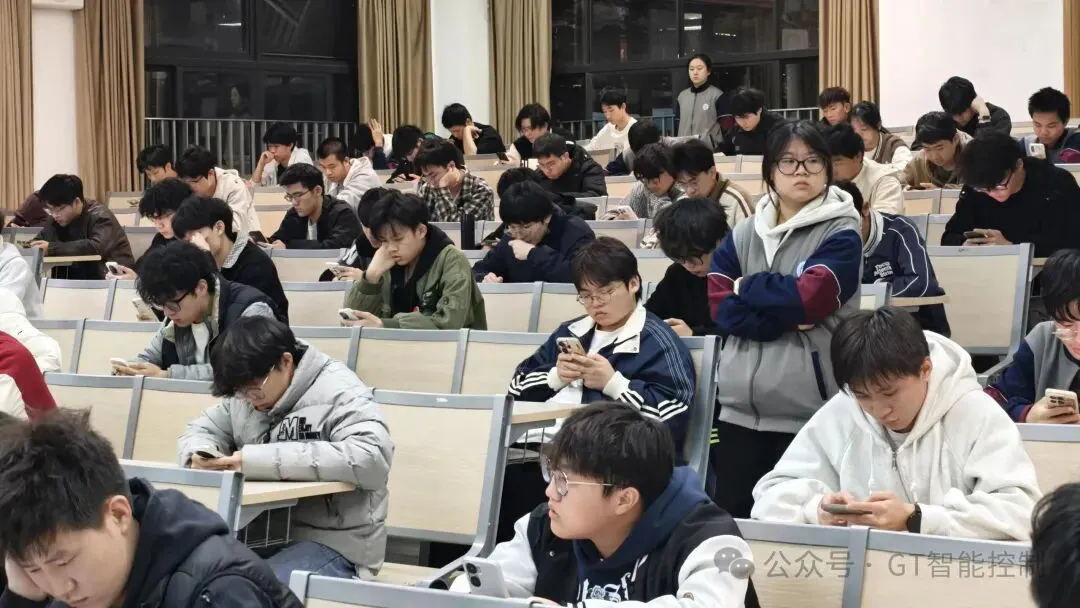 2.webp (1).png 2.webp (1).png