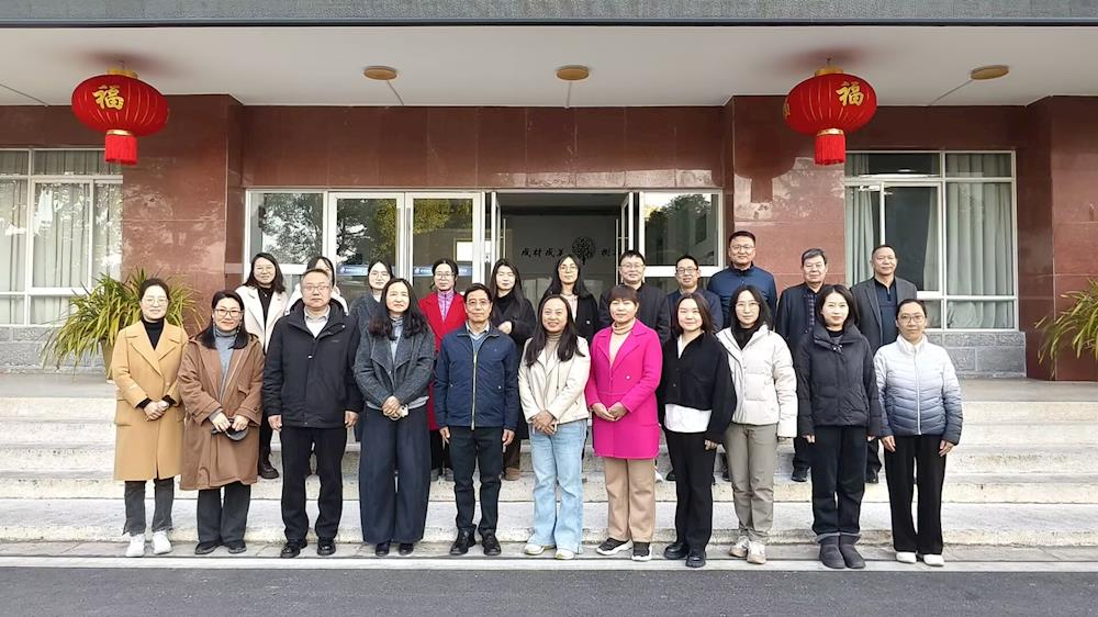 bc55650d1f244f6490f9d74704d46ed9.jpg bc55650d1f244f6490f9d74704d46ed9.jpg