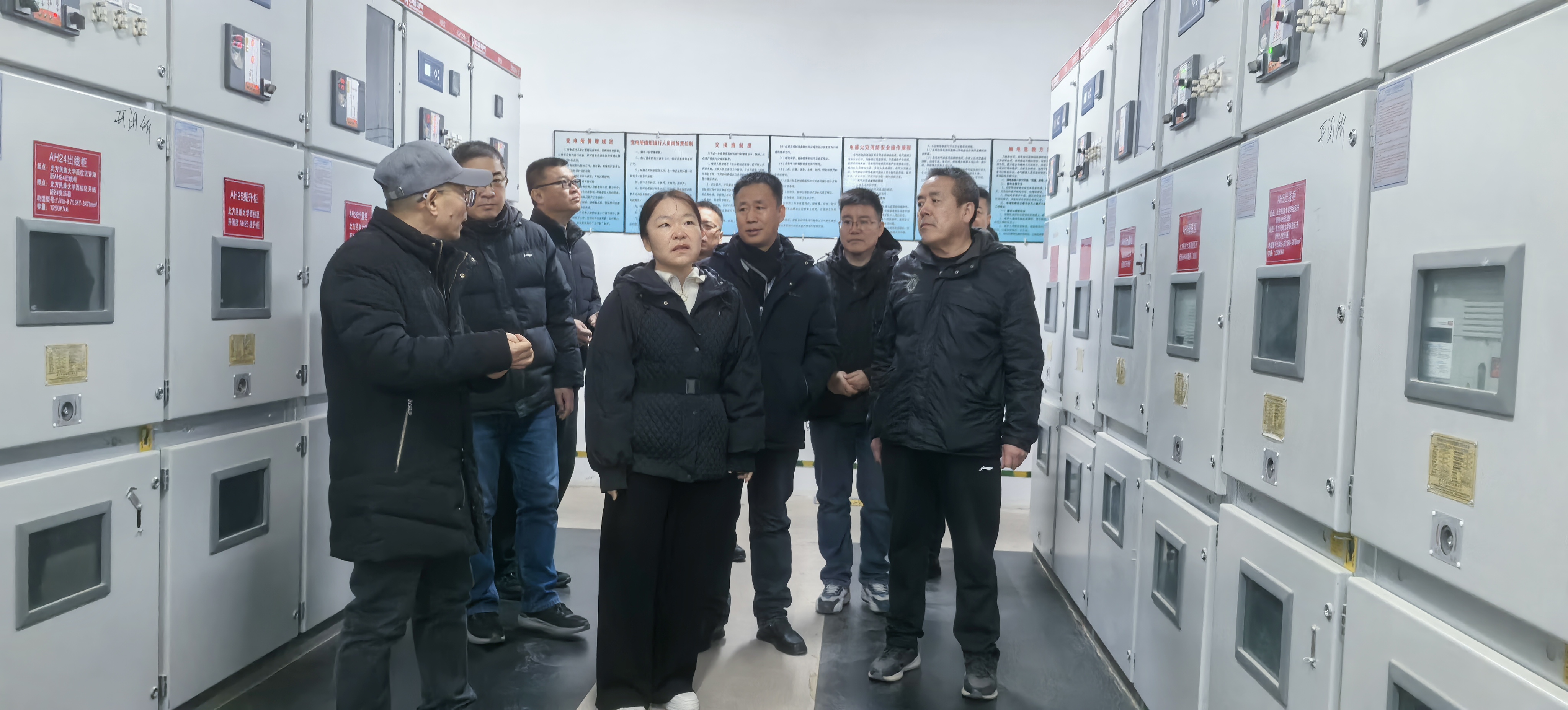 配电室检查.jpg