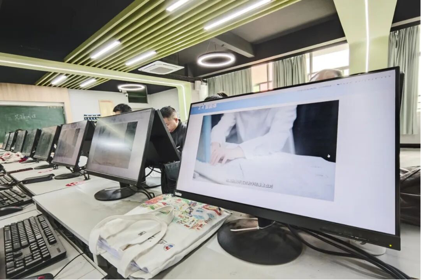 图片 3.png 图片 3.png