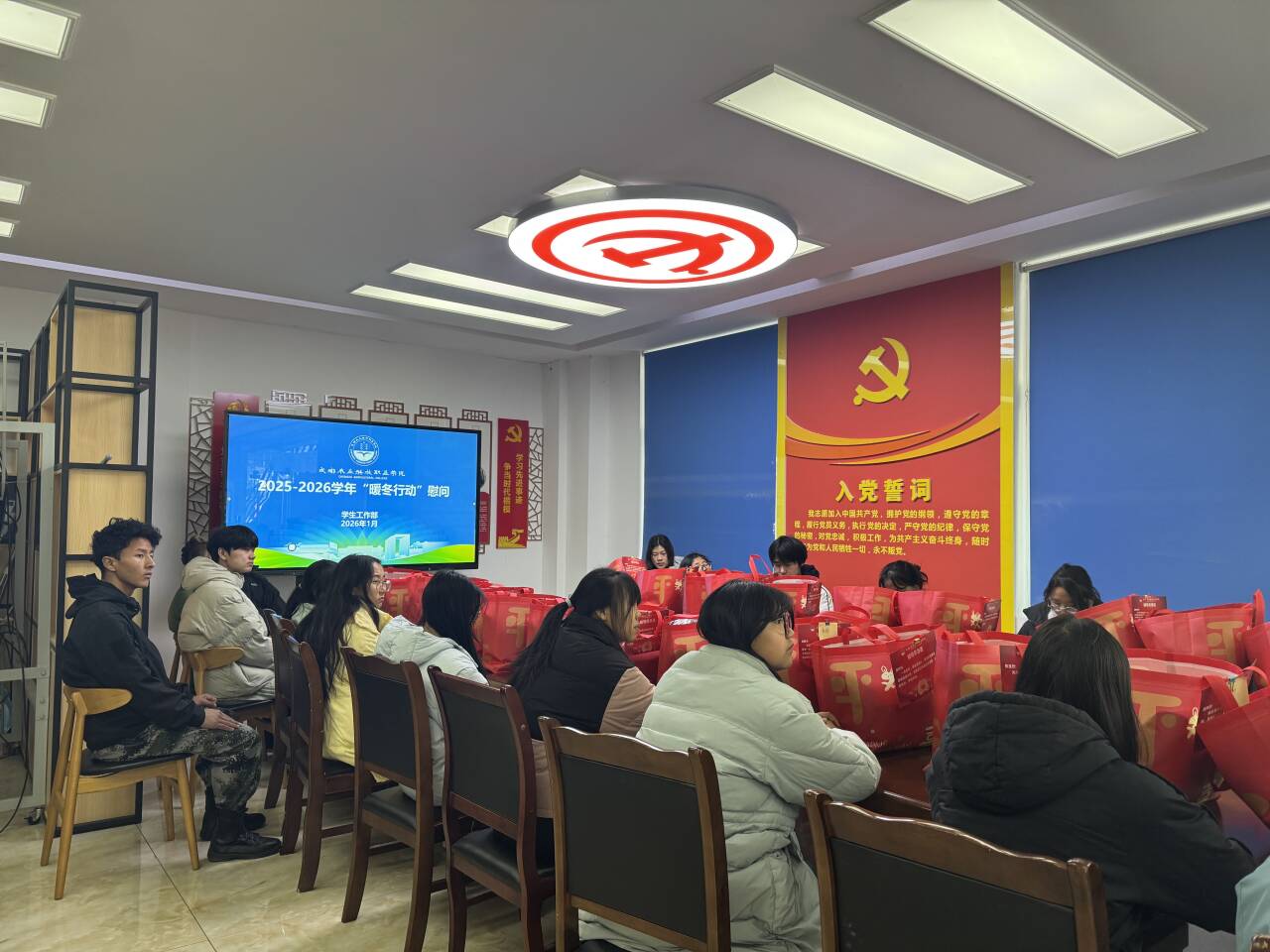 DF4774845B911B0D9865984C12A_FE70407D_1E812.jpg DF4774845B911B0D9865984C12A_FE70407D_1E812.jpg