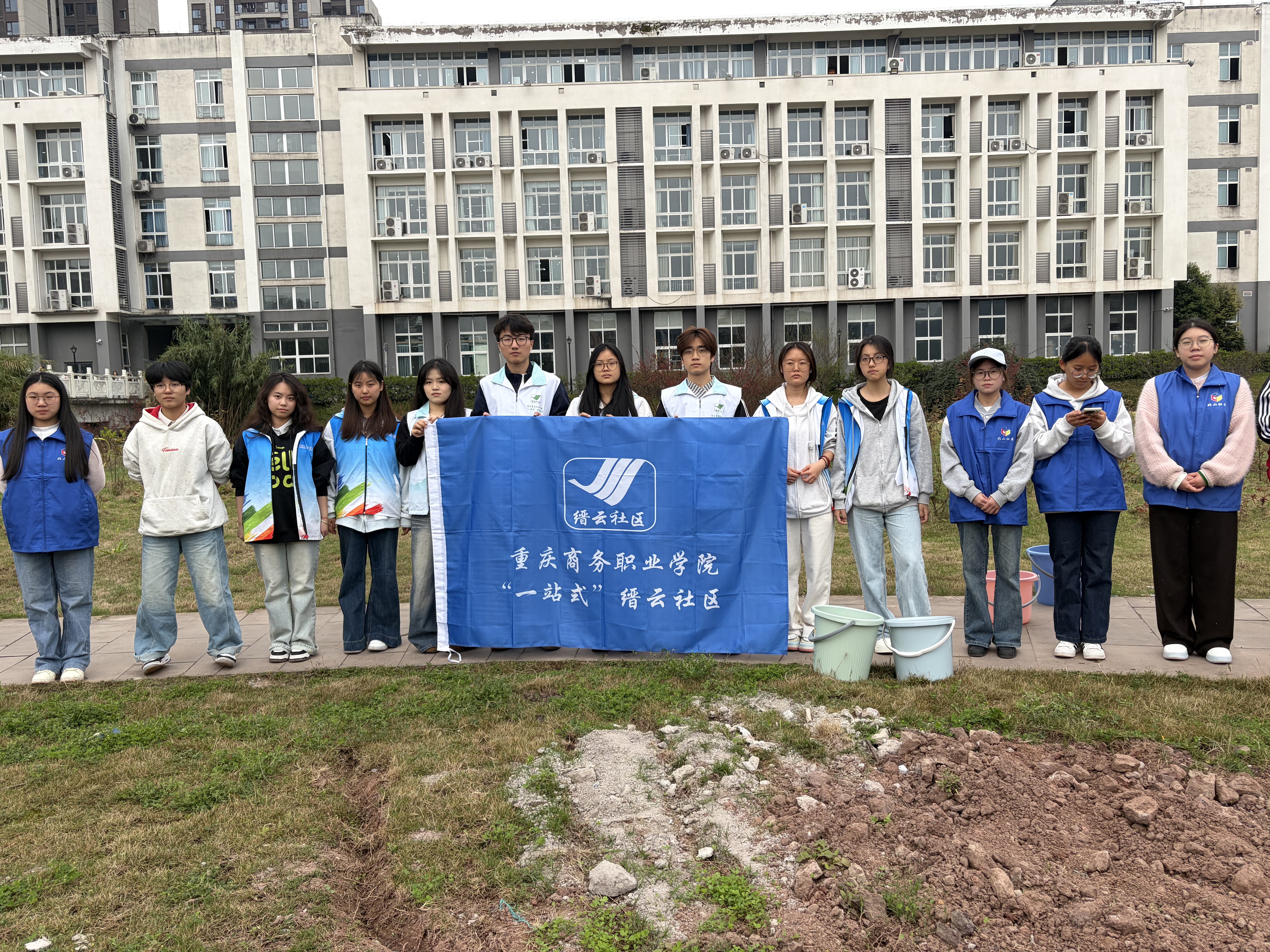 109C45EBCED48C24BC7B54B9132F0869.jpg 109C45EBCED48C24BC7B54B9132F0869.jpg