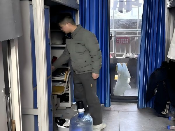 1773657376188735.jpg 邹文嵩.jpg