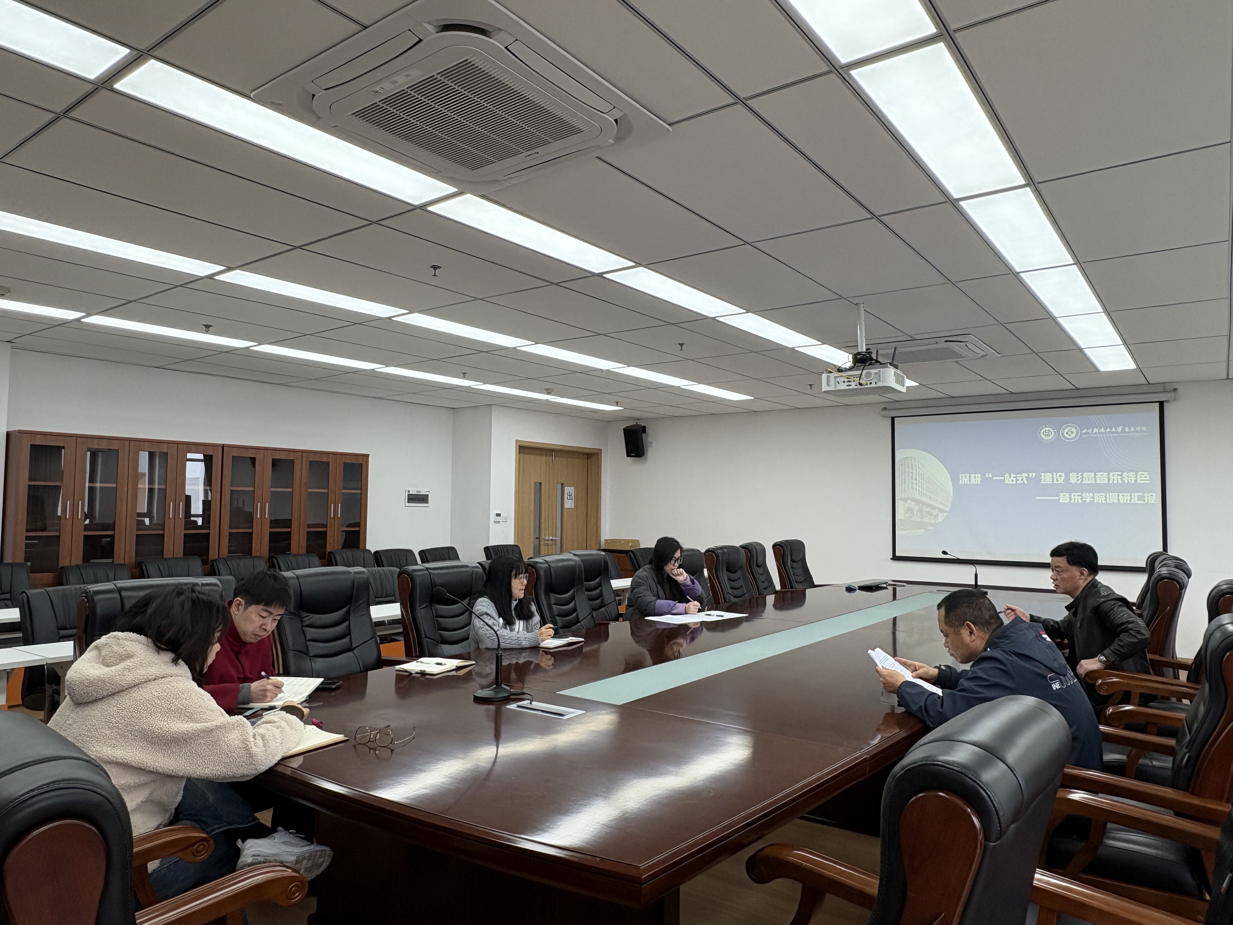 650e123f5ba2f120a1a582278a68038f.jpg 650e123f5ba2f120a1a582278a68038f.jpg