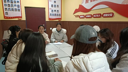 “一站式”学生社区|凝心聚力启新程 履职尽责促发展 梅园社区召开本学期第一次干部例会