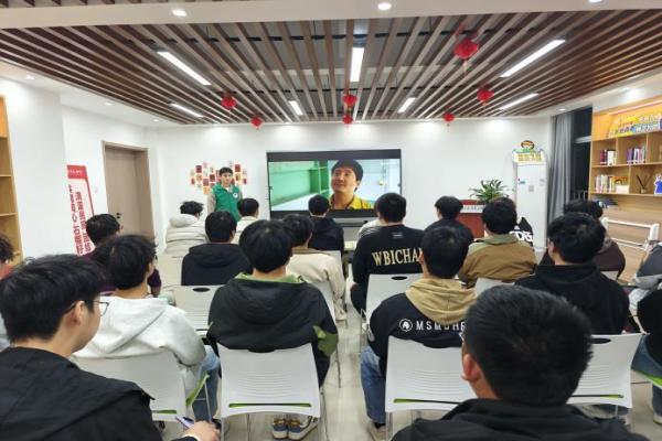 光影3.jpg 光影3.jpg