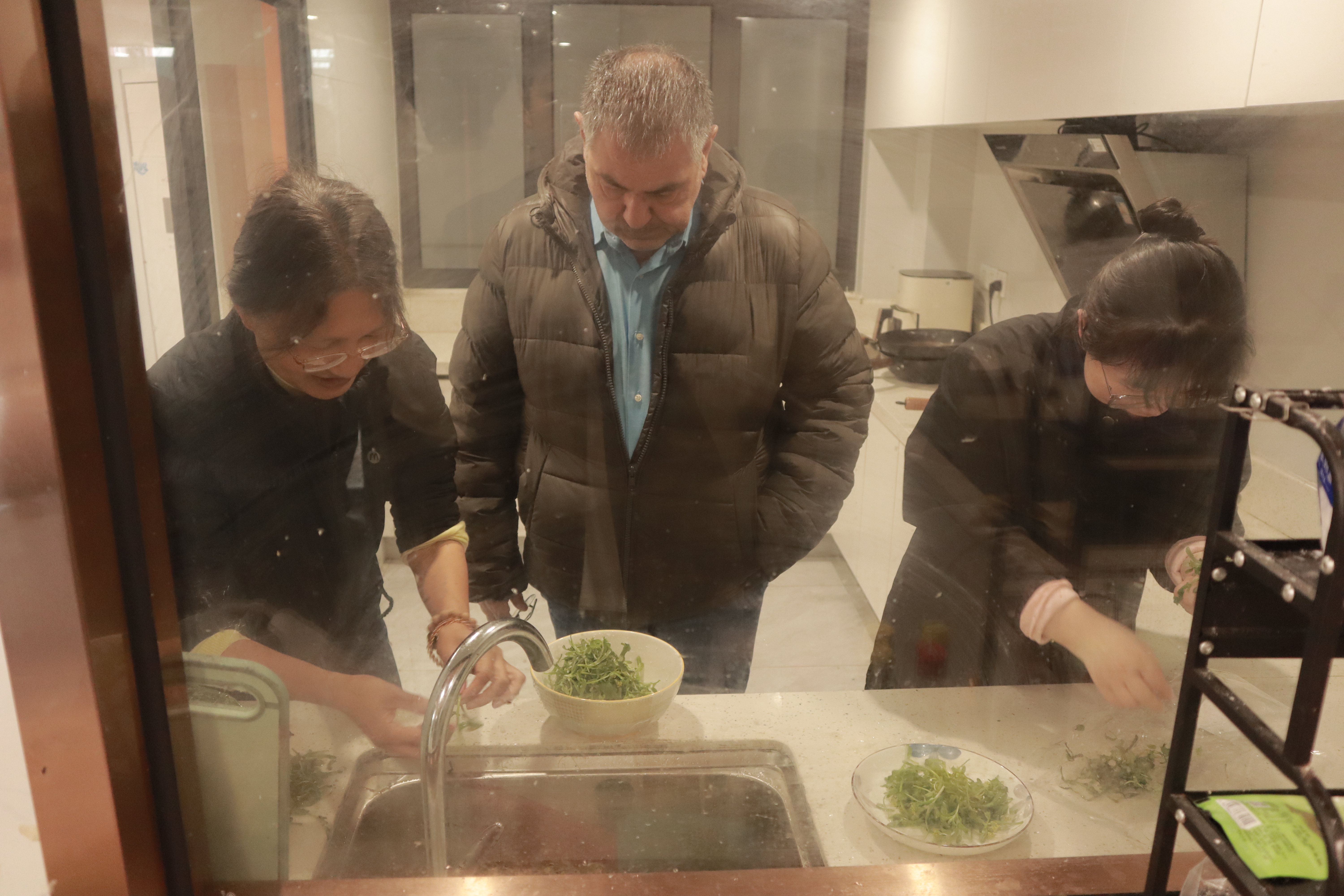 制备青团过程 (2).JPG 制备青团过程 (2).JPG